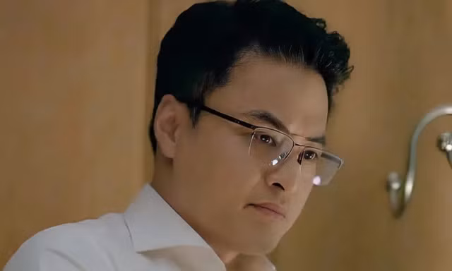 Hồng Đăng vào vai đểu cáng