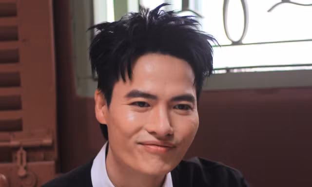 Từ người phát tờ rơi, dọn vệ sinh ở quán cà phê đến nam diễn viên chiếm lĩnh phòng vé Việt