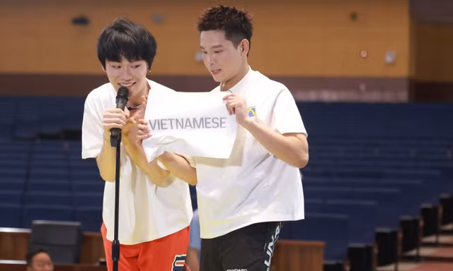 Running Man Vietnam: Quang Trung - Quân A.P giải mã tiếng Anh, Quang Tuấn tỏa sáng