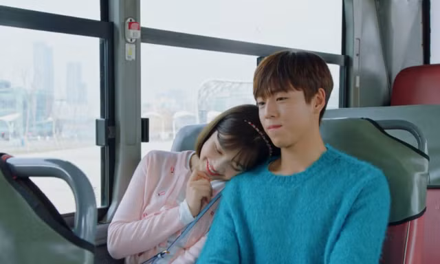 Lời nhắn tháng 4: Cự Giải đầu tư cho mục tiêu dài hạn, Sư Tử cần chủ động hơn