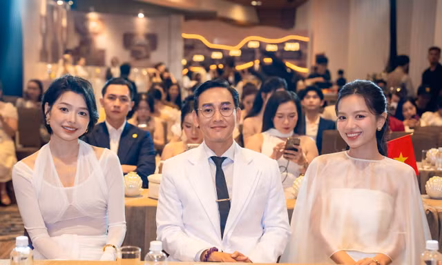 Dàn sao Mưa Đỏ - Tử Chiến Trên Không hội ngộ, Lê Hạ Anh đẹp đôi bên Hứa Vĩ Văn