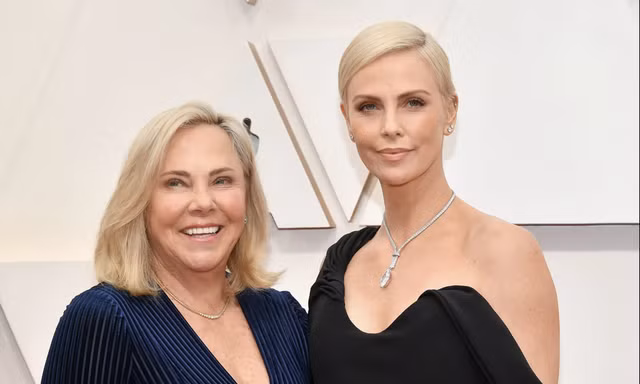Charlize Theron chia sẻ lý do không còn bị ám ảnh bởi quá khứ gia đình