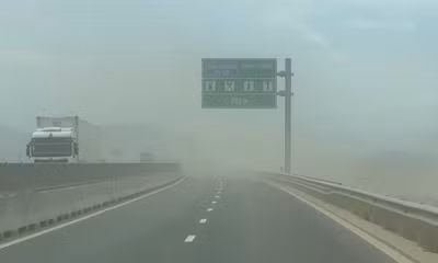 Nguyên nhân bụi mù mịt trên cao tốc Quảng Ngãi - Hoài Nhơn gây nguy hiểm cho lái xe