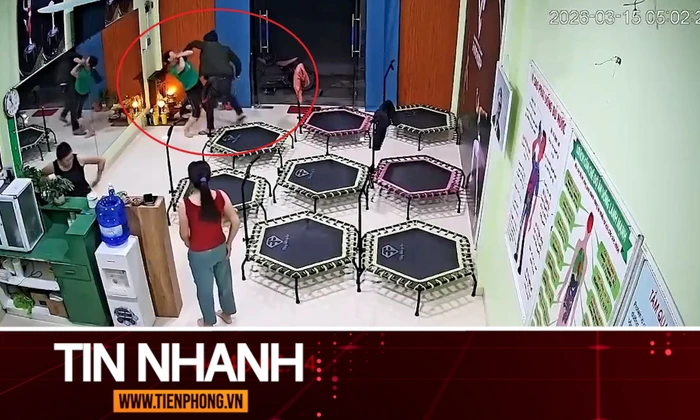 TIN NHANH: Lời khai của kẻ bịt mặt cướp vàng nhưng bị chống cự quyết liệt