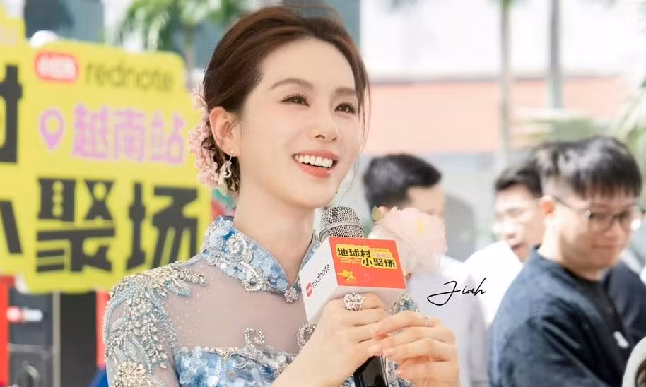 Mỹ nhân hạng A Trung Quốc Lưu Thi Thi tới Hà Nội