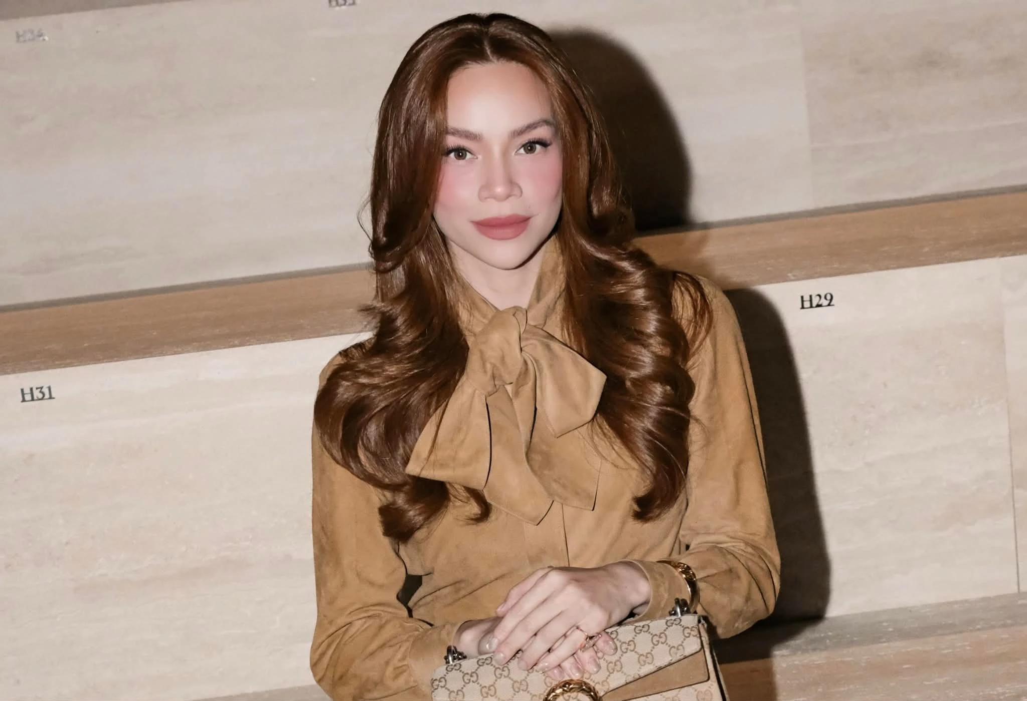 Hồ Ngọc Hà tỏa sáng tại Milan Fashion Week 2026 với phong cách da thuộc quyền lực