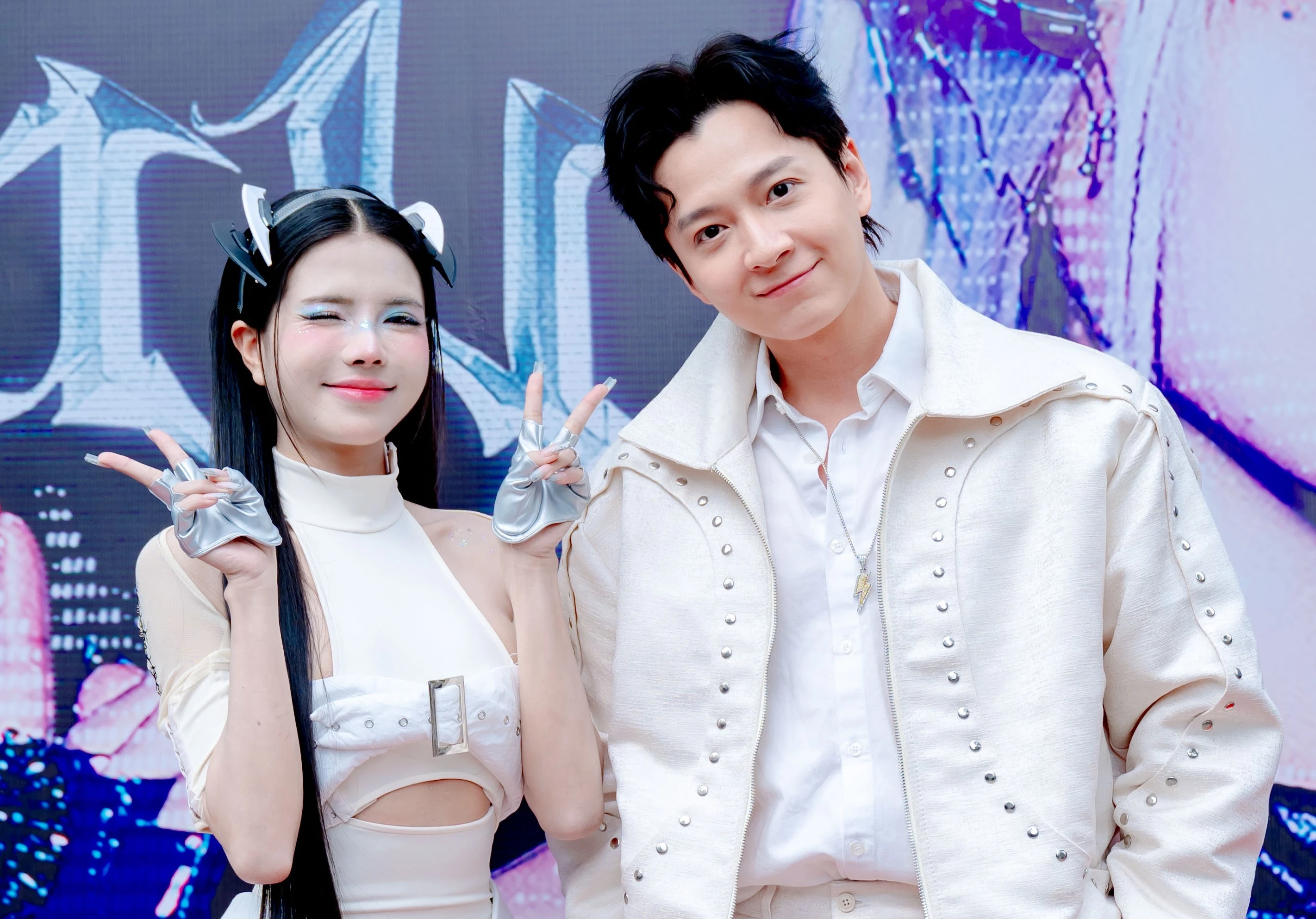 Mai Dora debut ca sĩ với MV 'Say what': Từ hot girl Esports đến nghệ sĩ trình diễn