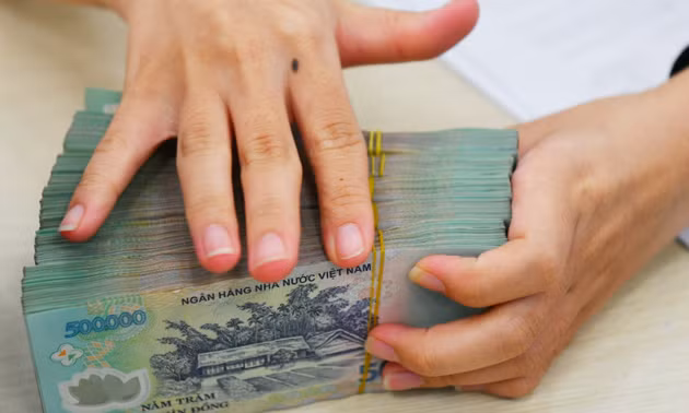 Hủy hợp đồng bảo hiểm sau hơn 2 năm đóng 150 triệu, người mua nhận về gần 21 triệu