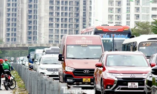 Những lưu ý trước khi tự lái ô tô về quê đón Tết, du xuân