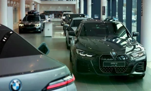 BMW giảm giá mạnh tại Trung Quốc