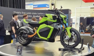 Xuất hiện xe máy điện đi được 600 km mỗi lần sạc