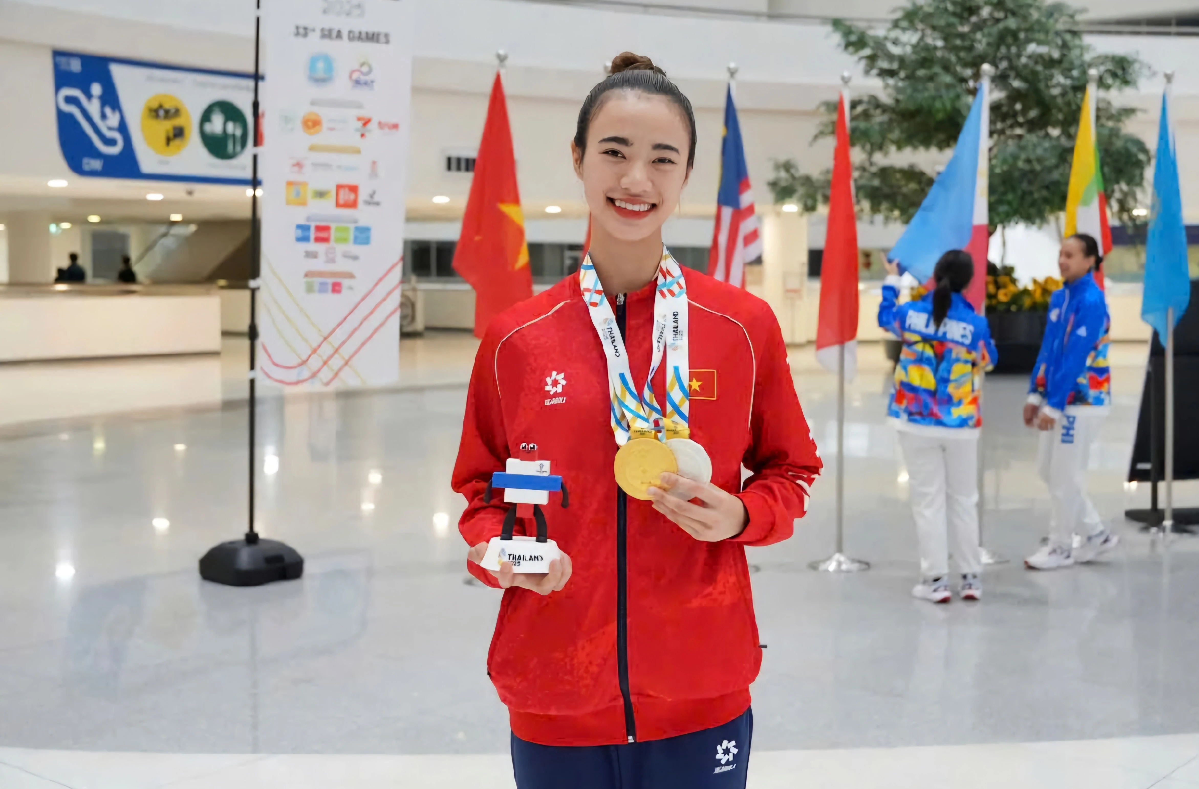 Thiếu úy Nguyễn Thị Diệu Ly: Hành trình từ thể lực yếu đến 'bông hồng thép' Karate thế giới