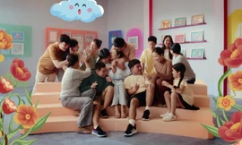 Sức mạnh của kết nối - bài học nhiệm màu từ nhà sáng lập cộng đồng hội họa cho trẻ tự kỷ