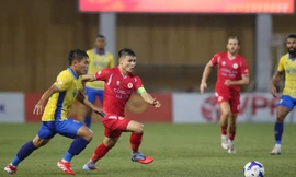 Vòng 3 LPBank V-League 1-2025/26: Tân binh bay cao, cựu vương thất thế