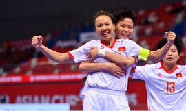 Vào bán kết SEA Games, futsal nữ nhận thưởng nóng từ VFF 