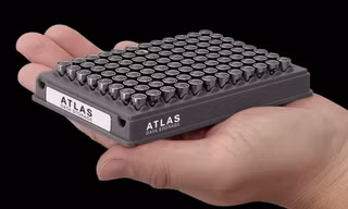 Lưu trữ dữ liệu bằng DNA: Một lít chất lỏng có thể chứa đến 10 tỷ bài hát, song còn nhiều rào cản kỹ thuật