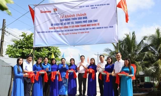 Khánh thành cầu Sáu Dừa do báo Tiền Phong kết nối tặng người dân Cần Thơ