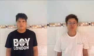 Hai người Trung Quốc theo tàu cá nhập cảnh trái phép vào Vĩnh Long