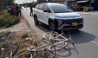 Đạp xe tập thể dục trên quốc lộ, bị ô tô đâm tử vong