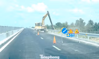 Đề xuất 'đóng cửa' cao tốc Hậu Giang - Cà Mau 1 tháng 