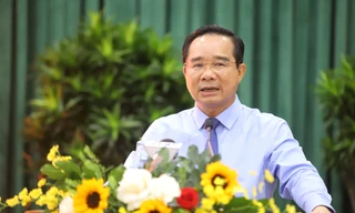 Chủ tịch TPHCM nói về việc 'gỡ từng bước' để giảm kẹt xe, ngập nước