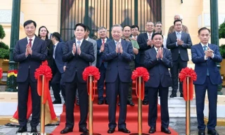 Tổng Bí thư, Chủ tịch nước dự Lễ bàn giao Trụ sở làm việc Cơ quan Chủ tịch nước