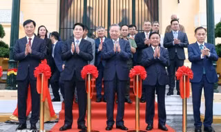 Tổng Bí thư, Chủ tịch nước dự Lễ bàn giao Trụ sở làm việc Cơ quan Chủ tịch nước