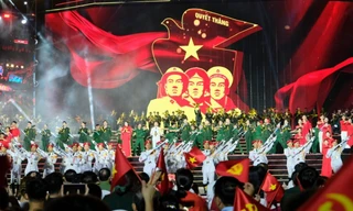 Tổng Bí thư Tô Lâm dự cầu truyền hình 'Dưới cờ vinh quang' tại điểm cầu Hà Nội