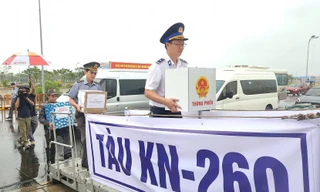 Hình ảnh các lực lượng làm nhiệm vụ trên biển ở TPHCM bầu cử sớm