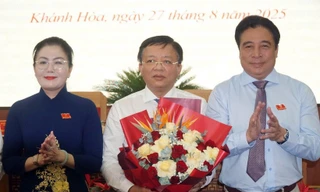 Phê chuẩn ông Lê Huyền giữ chức Phó Chủ tịch UBND tỉnh Khánh Hòa