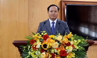 Chân dung Phó Bí thư Thường trực Tỉnh ủy Lai Châu Lê Minh Ngân 