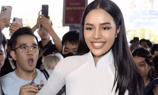 Đương kim Hoa hậu Thế giới ở sân bay Tân Sơn Nhất