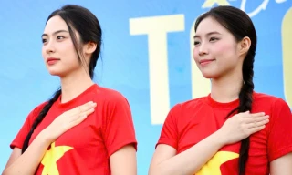 Á hậu Châu Anh, Vân Nhi cùng dàn người đẹp dự Lễ thượng cờ thiêng liêng 