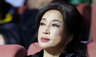 Lưu Hiền Trinh: 'Tôi vinh dự, áp lực khi hát tại Lễ thượng cờ Tiền Phong Marathon'