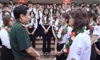 Bộ Quốc phòng vinh danh 135 học sinh tiêu biểu trong toàn quân