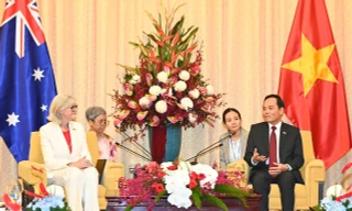 Bí thư Thành ủy TPHCM hội kiến Toàn quyền Úc Sam Mostyn