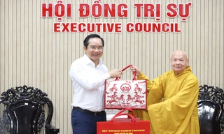 Chủ tịch TPHCM thăm, chúc tết lãnh đạo Trung ương Giáo hội Phật giáo Việt Nam