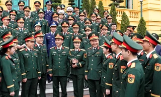 Gương mặt trẻ tiêu biểu toàn quân thăm 'địa chỉ đỏ' đặc biệt