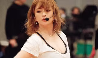 Cú giáng đau vào giới bầu show