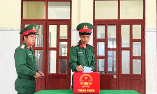 Hơn 2.000 cử tri đặc khu Thổ Châu đi bầu cử sớm