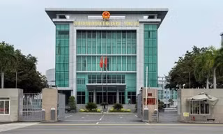 Bí thư Trần Lưu Quang: Ưu tiên quỹ đất dôi dư cho giáo dục – y tế