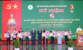 Ngành Cao su kỷ niệm 96 năm truyền thống, công bố nhãn hiệu VRG GREEN