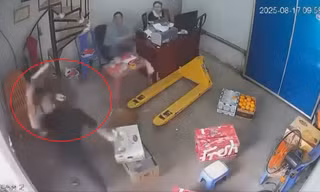 Tạm giữ đối tượng cầm dao xông vào nhà chém liên tiếp 3 người