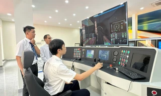 Trường ĐH đầu tiên đưa phòng mô phỏng đường sắt tốc độ cao vào đào tạo