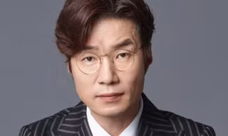 Diễn viên Song Young Kyu đột ngột qua đời trong ô tô