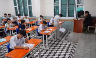 TPHCM chỉ đạo khẩn việc sắp xếp trường học trước ngày tựu trường