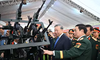 Xây dựng lực lượng vũ trang Quân khu 1 tinh nhuệ, hiện đại