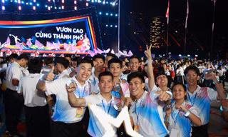 Thiêng liêng, hoành tráng lễ khai mạc Đại hội Thể dục thể thao TPHCM lần thứ I 