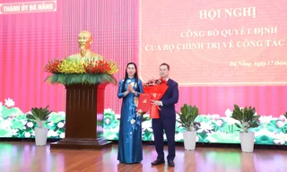 Công bố quyết định của Bộ Chính trị về công tác cán bộ ở Đà Nẵng