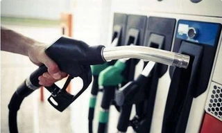 Quản lý thị trường kiểm tra liên tục tại các cây xăng ở TPHCM